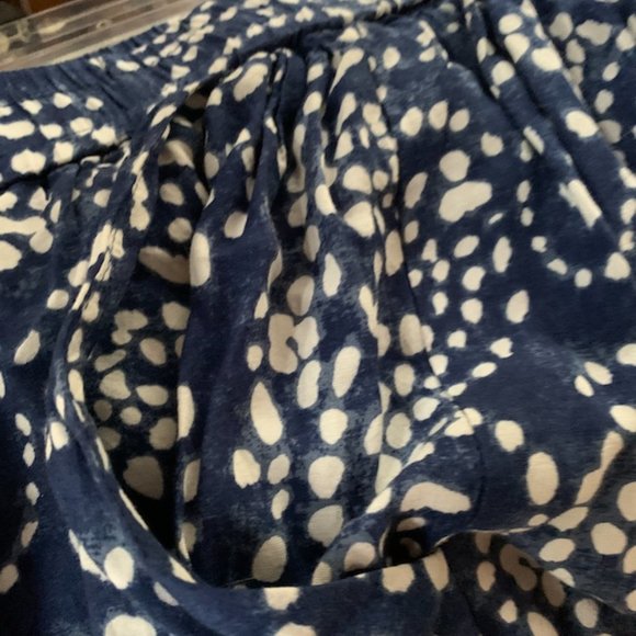 Vince Camuto Skirt with pockets - Picture 2 of 3